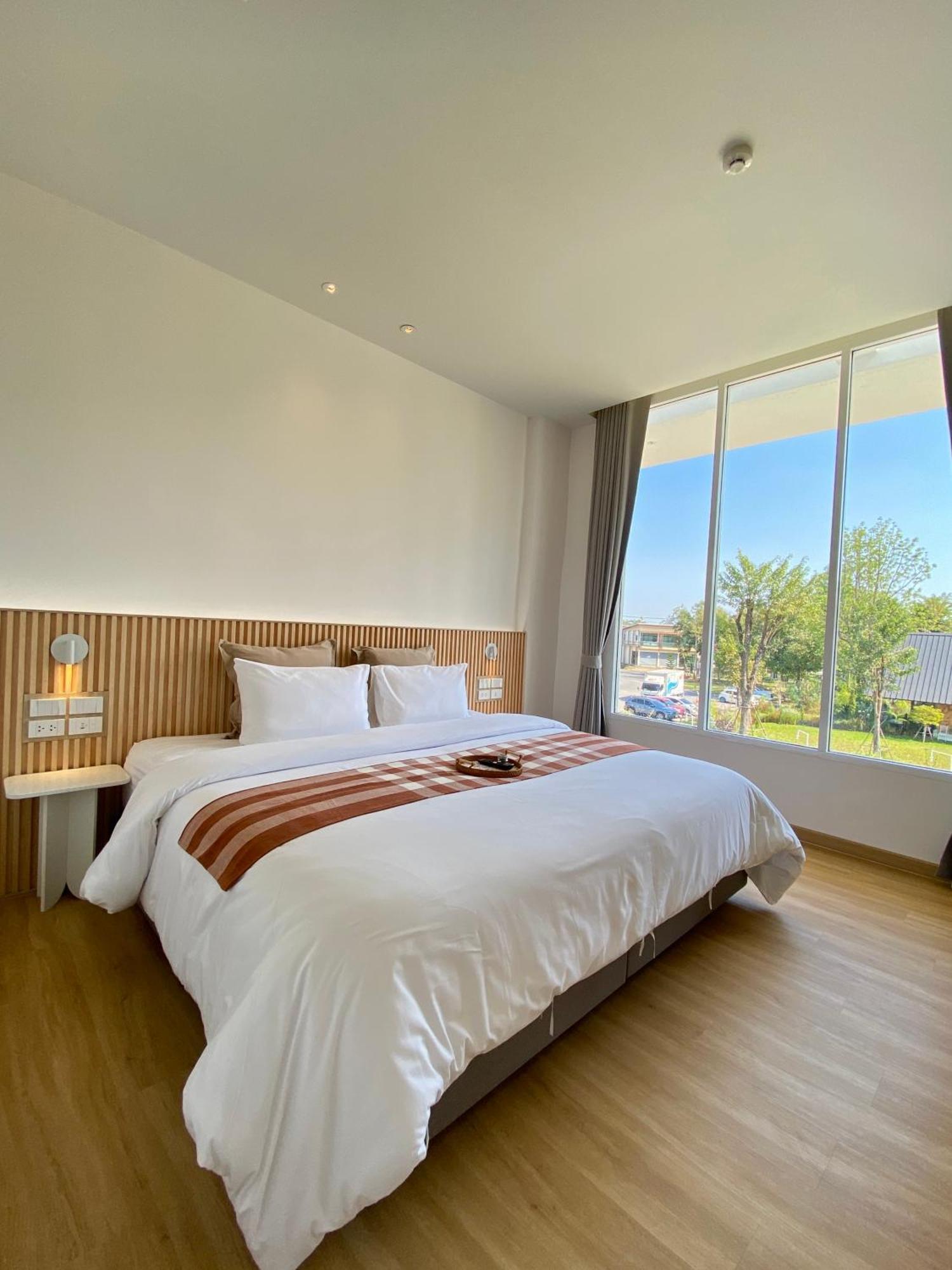 Punn Hotel Korat ナコーン・ラーチャシーマー エクステリア 写真